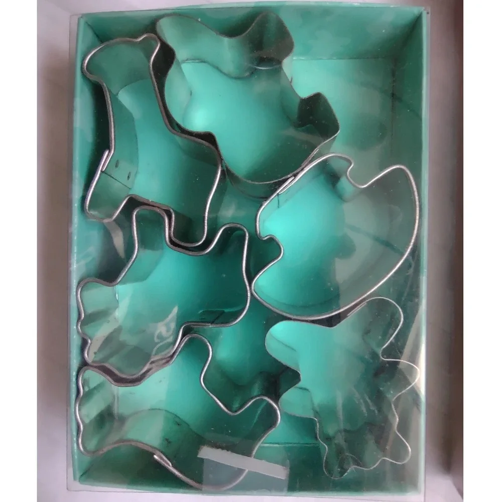 Multiple Cookie Cutters‎ Lot#4 Alphabet Numbers Shapes Leaves Animals Baking